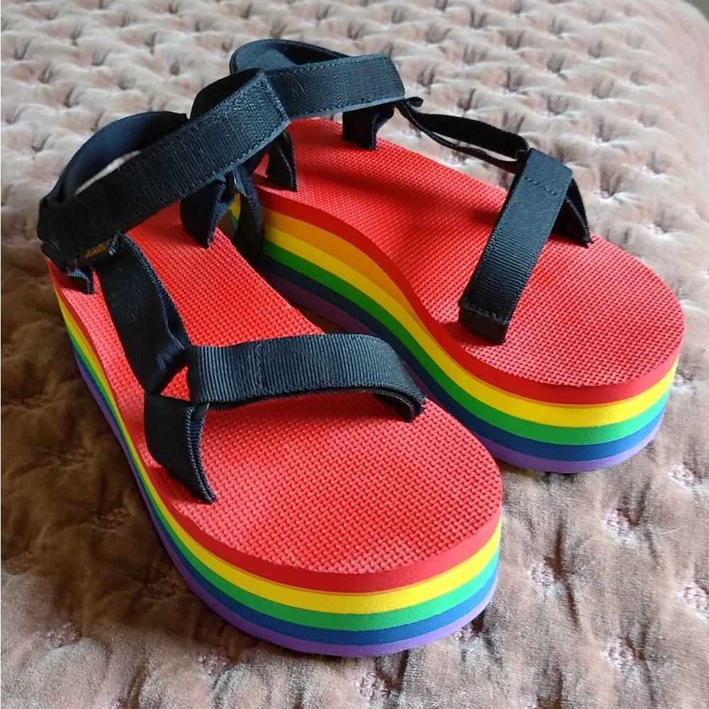 Teva Rainbow Platform Sandals US9/EUR40
